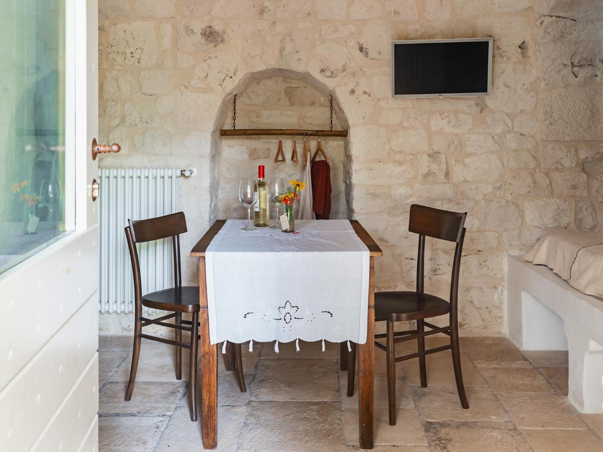 Trulli Del Bosco Bed & Breakfast Alberobello Exterior photo