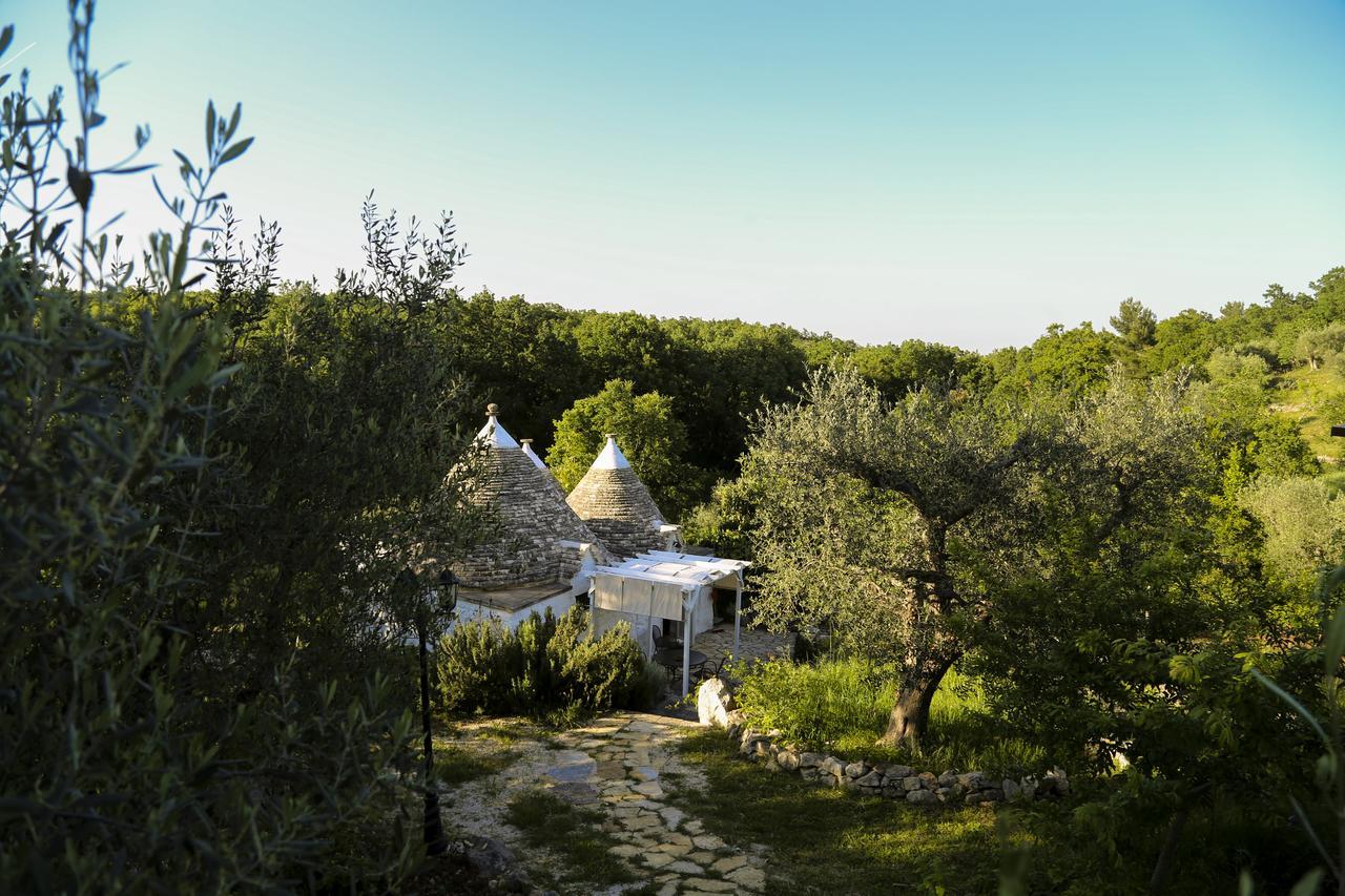 Trulli Del Bosco Bed & Breakfast Alberobello Exterior photo